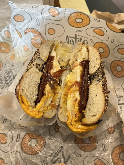 Black Seed Bagels Picture 7