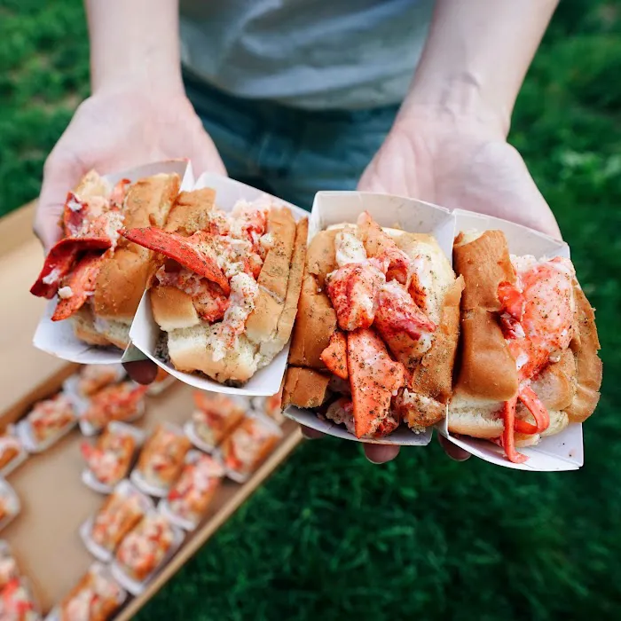 Luke's Lobster Grand Central Picture 4