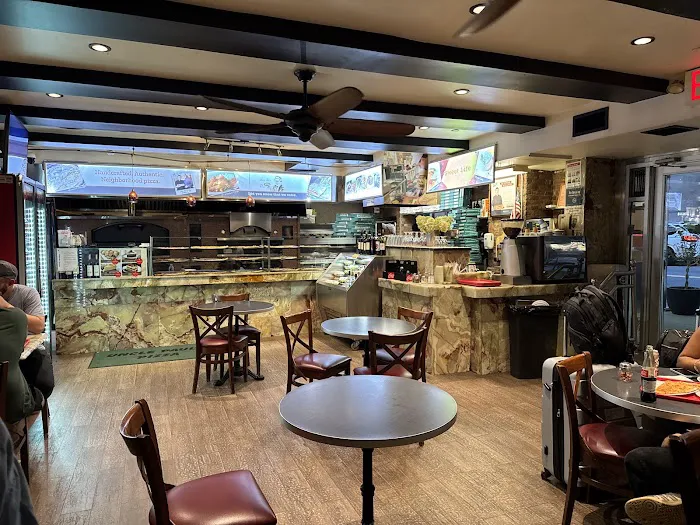 Uncle Paul's Pizza Picture 6