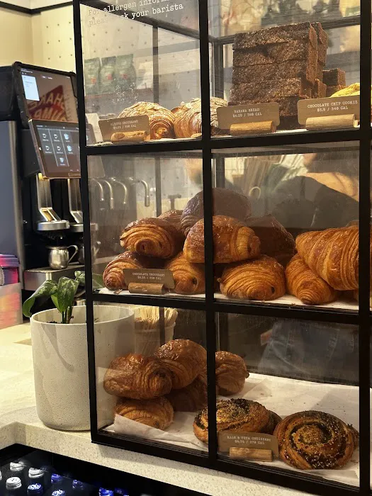Blank Street Coffee Picture 7