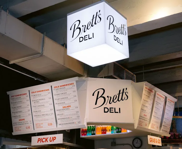 Brett's Deli - Vanderbilt Market Picture 10