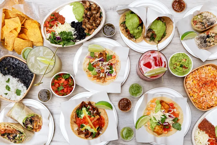 Miss Yolo’s Tacos - Vanderbilt Market Picture 10