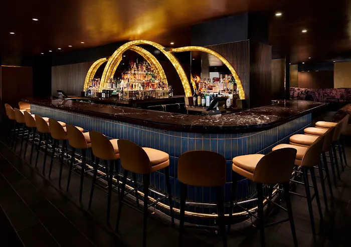 The Stayton Room Picture 1