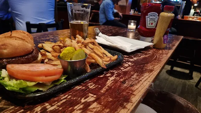Cornerstone Tavern Picture 5