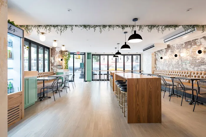 Slate Cafe Midtown Picture 8