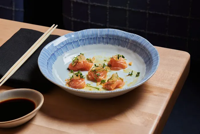 Crave Sushi Bar Picture 8