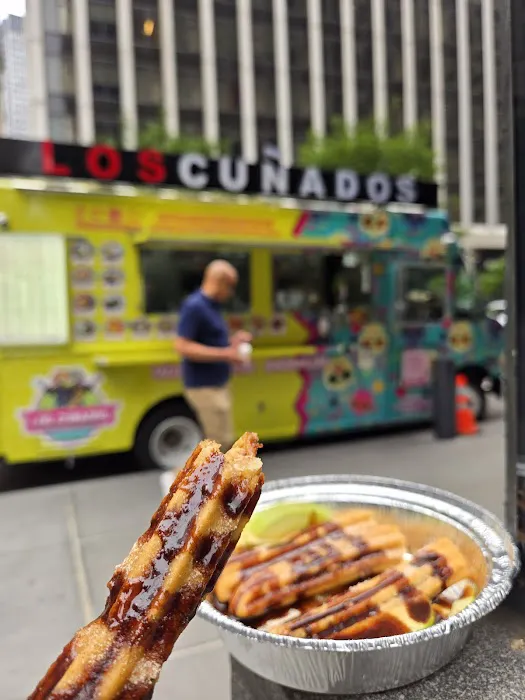 LOS CUÑADOS TAQUERIA MOVIL Picture 2