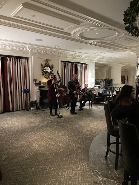 The Parlour at The Barclay Picture 9