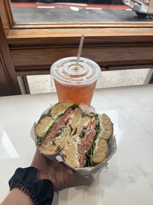 Ess-a-Bagel Picture 7