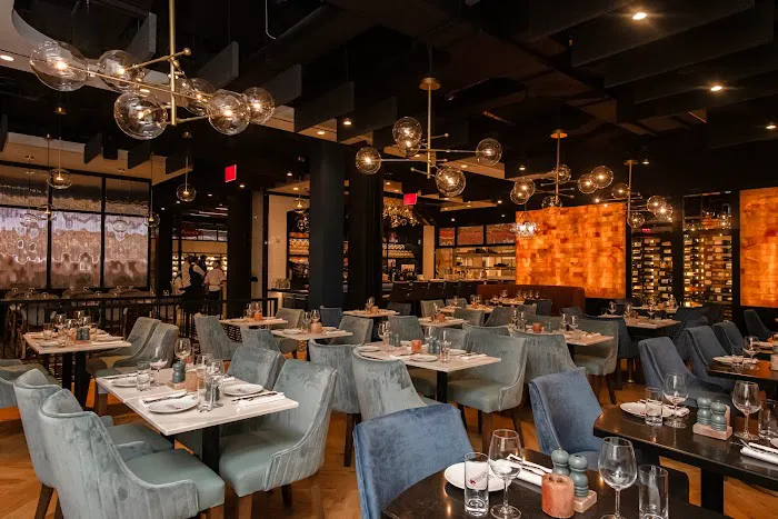 PARK AVE KITCHEN BY DAVID BURKE Picture 4
