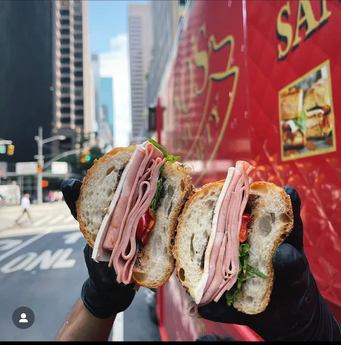 Diso’s Sandwich Picture 6