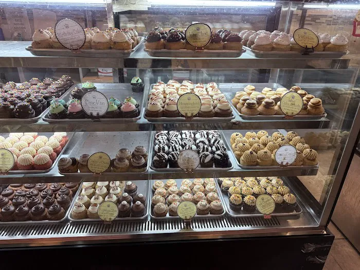 Buttercup BakeShop Picture 6