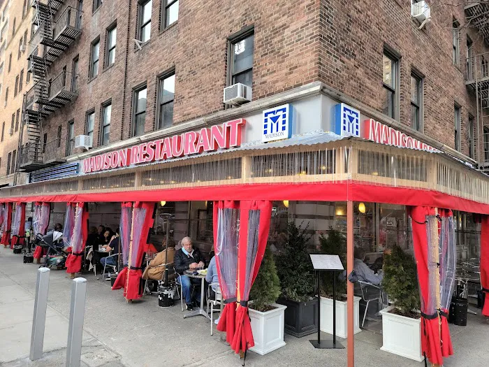 Madison Restaurant Picture 5