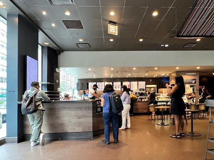 Starbucks Picture 6