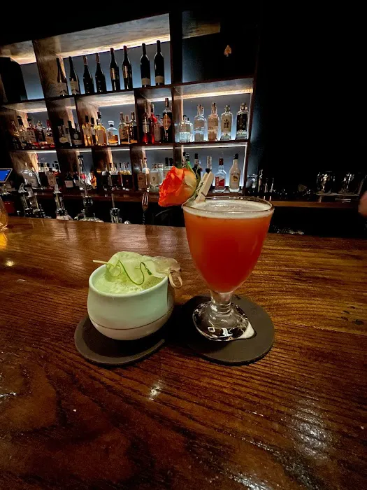 Wildcard Bar Picture 3