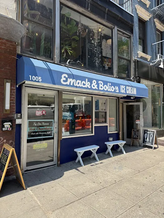 Emack & Bolio's Ice Cream: Midtown Picture 4