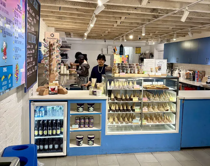 Emack & Bolio's Ice Cream: Midtown Picture 8