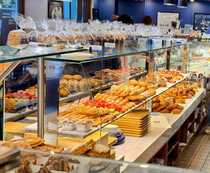 Paris Baguette Picture 2