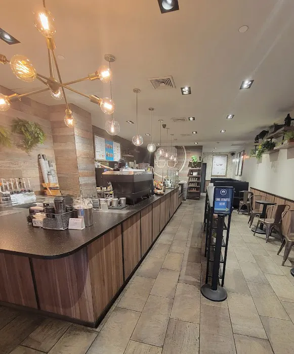 Gregorys Coffee Picture 1