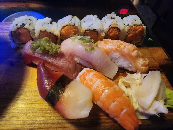Gu Japanese Fusion Sushi & Bar Picture 6