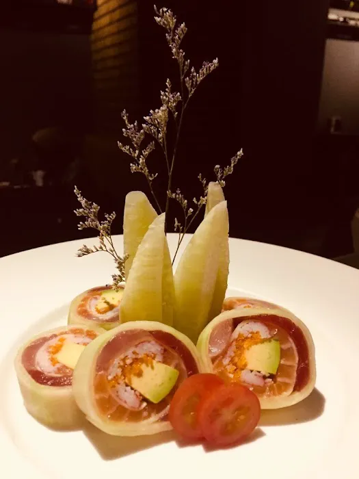 Gu Japanese Fusion Sushi & Bar Picture 5