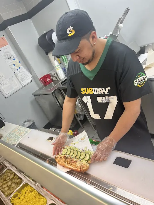 Subway Picture 3