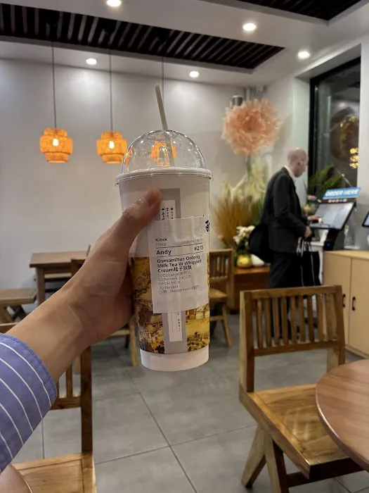Modern Tea Shop Picture 6