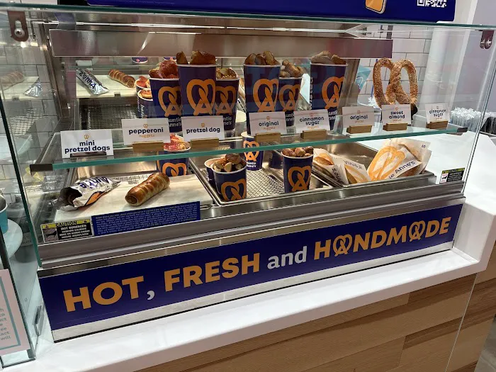 Auntie Anne's Picture 9