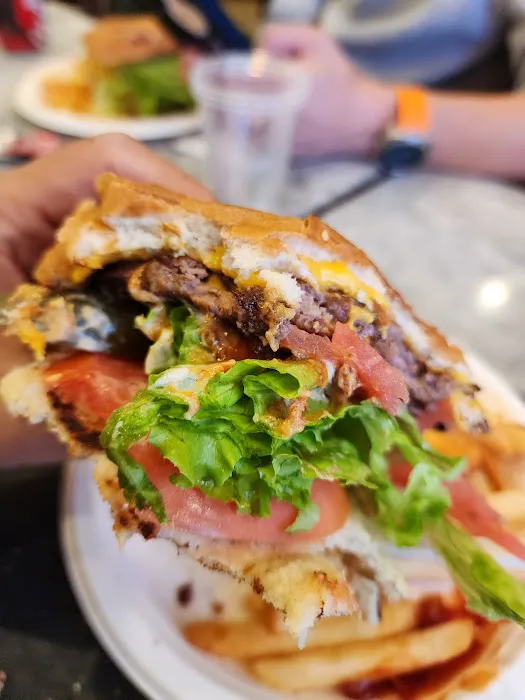 Majestic Delicatessen Picture 10