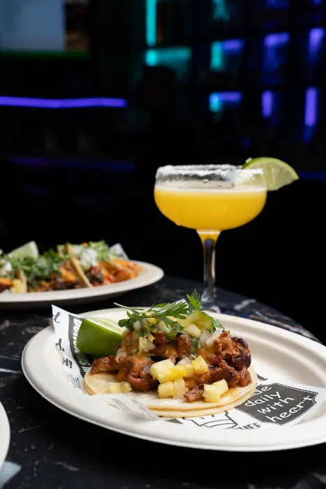 Tacos La Broadway Picture 1