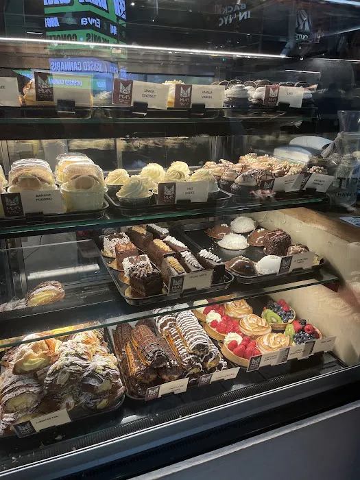 Mia's Brooklyn Bakery Picture 5