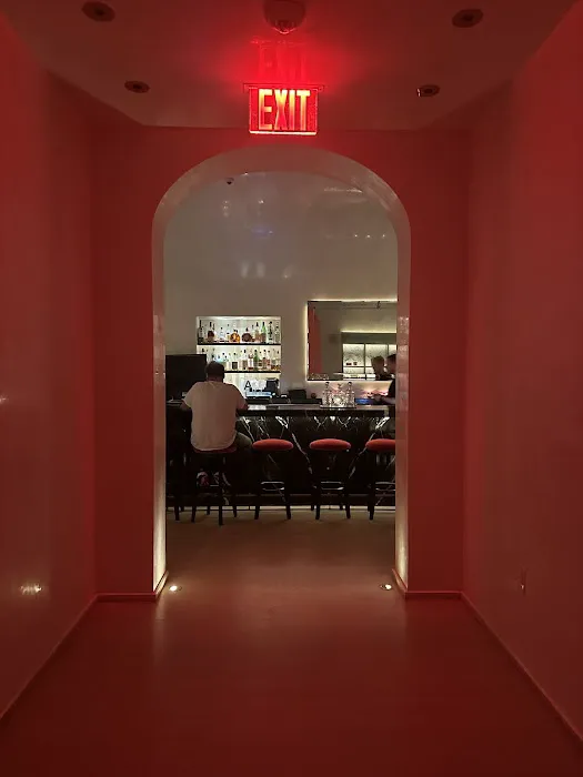 Lobby Bar at The Times Square EDITION Picture 9