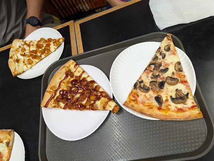 Radio City Pizza Picture 10