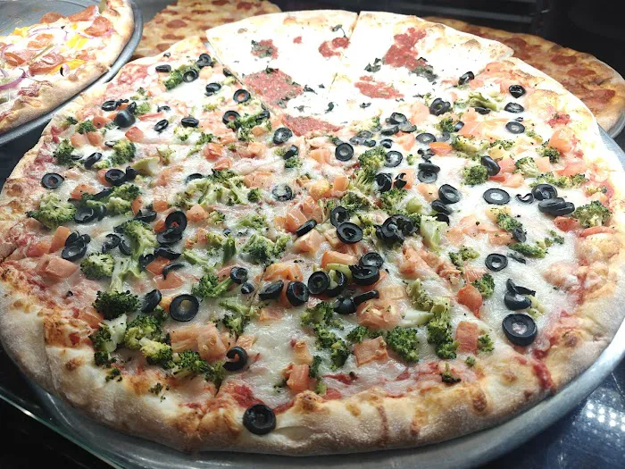 Radio City Pizza Picture 2