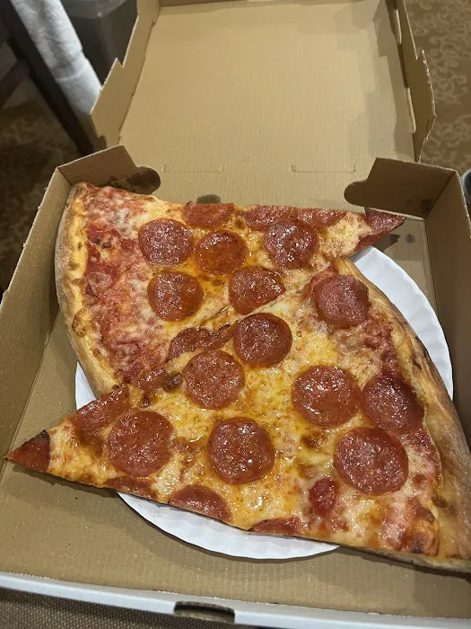 Radio City Pizza Picture 5