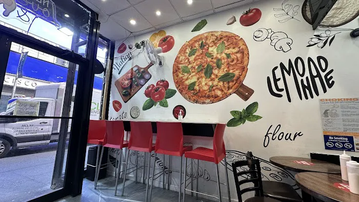 Famous Italian pizza Picture 8