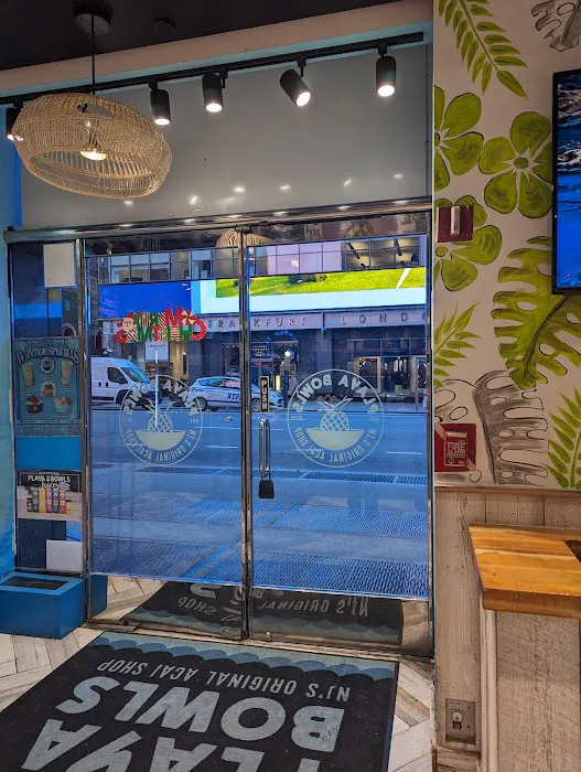 Playa Bowls - Times Square Picture 4
