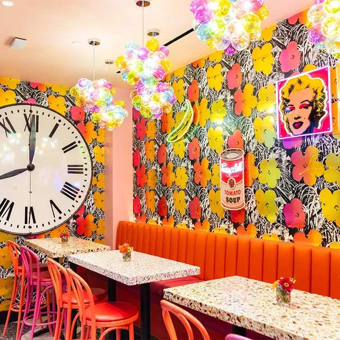 Serendipity 3 - Times Square Picture 2