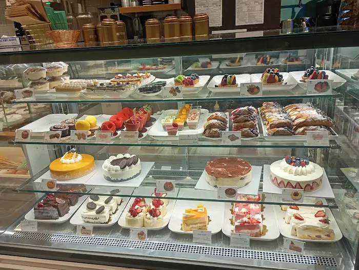Angelina Bakery Times Square NYC Picture 8