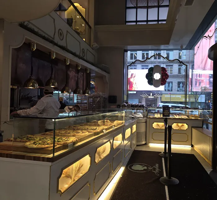Angelina Bakery Times Square NYC Picture 5