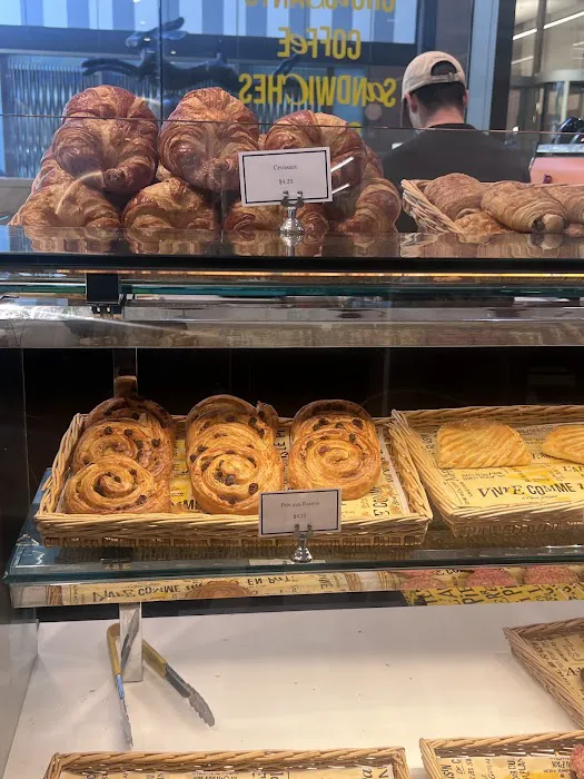 L'Ami Pierre - French Bakery Picture 3
