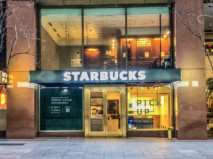 Starbucks Picture 7