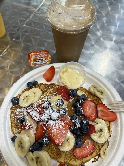 810 Deli & Cafe Picture 3