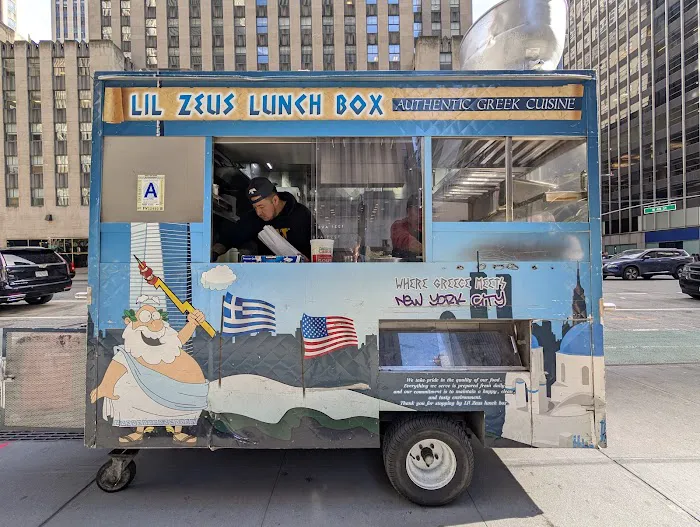 Lil Zeus Food Truck Picture 3