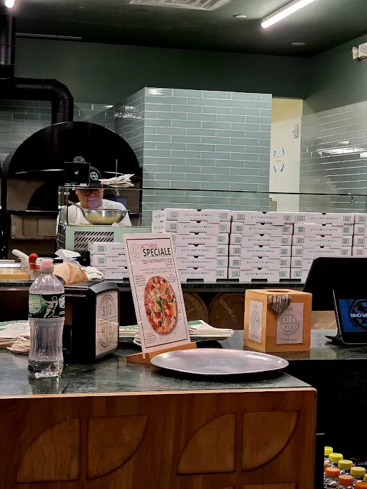 SIMÒ PIZZA - MIDTOWN Picture 4
