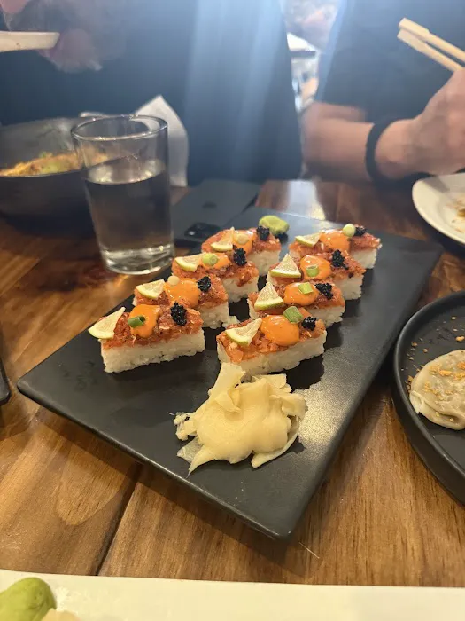 Beyond Sushi Picture 5