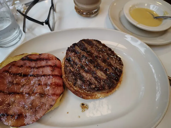 The Flame Diner Picture 9