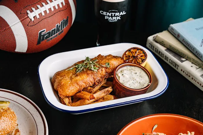 Central Park Tavern Picture 6