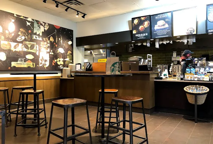 Starbucks Picture 9