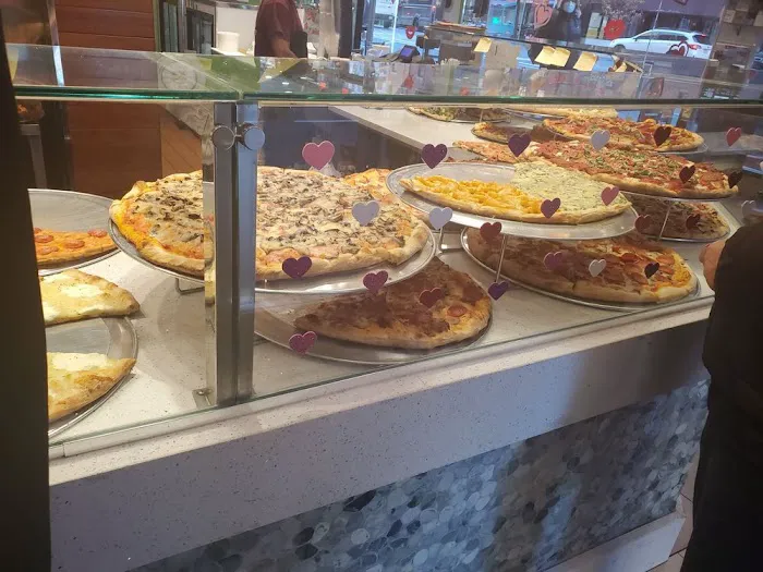 Amore Pizza Café Picture 9